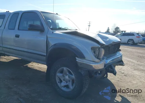 2001 Toyota Tacoma from USA, damaged, VIN 5TEWM72N71Z743868